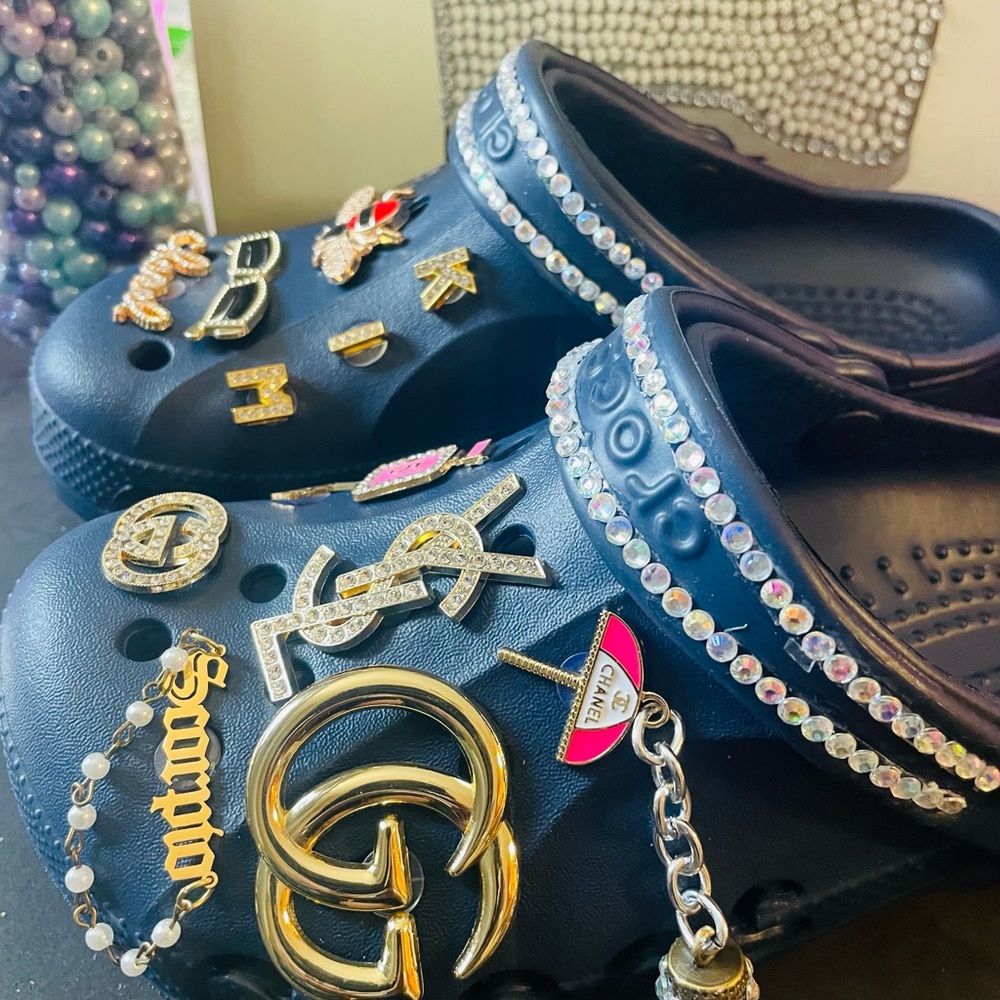 Custom design Crocs - Picture 8 of 16